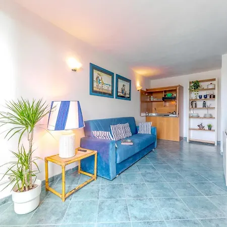 Terrazza • Con Piscina Idromassaggio Parcheggio Gratis • Giardino • Wi-fi Rapallo