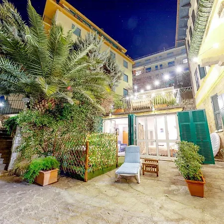 Apartment Terrazza • Con Piscina Idromassaggio Parcheggio Gratis • Giardino • Wi-fi *